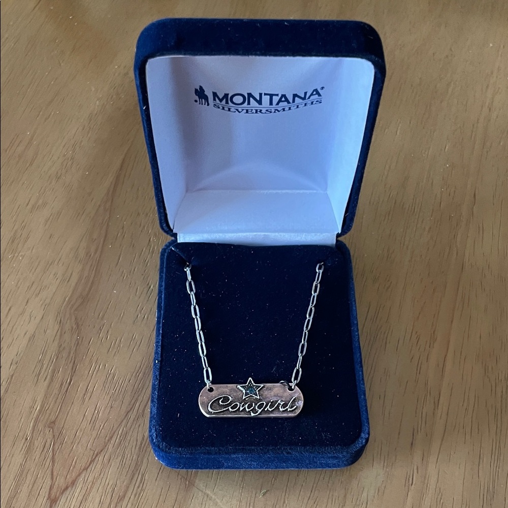 Montana Silversmiths Silver 'Cowgirl' Bar Necklace with Star Accent